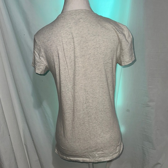 Banana Republic Cream Fitted Short Sleeve Tee size medium - Picture 2 of 3